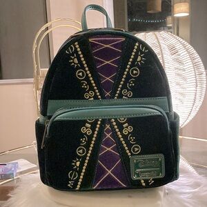 Loungefly hocus pocus backpack